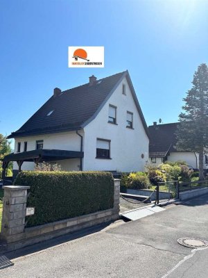 Gepflegtes Einfamilienwohnhaus mit Carport in traumhafter Lage
von Sonneberg