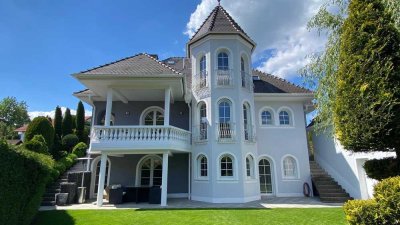 Traumhafte Villa mit herrlichem Grundstück!