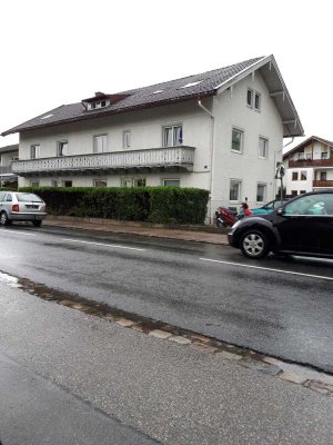 Charmante 2-Zimmer Dachgeschosswohnung in Stephanskirchen
