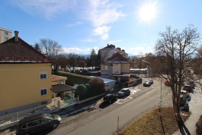 Gut als WG geeignet, Uni nähe, Waidmannsdorf schöne 2 Zimmerwohnung mit 2 Balkonen