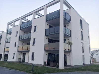 exklusive 3 Zimmer Wohnung mit großer Loggia und Carport in Wob-Wendschott im KFW 55 Standard
