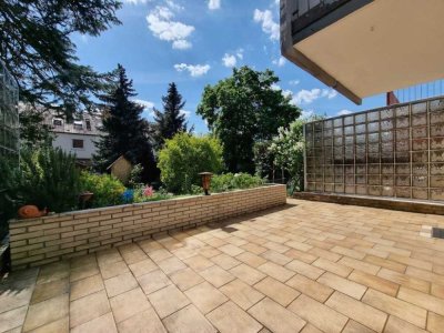 Gepflegtes Reihenhaus mit großem Garten ...