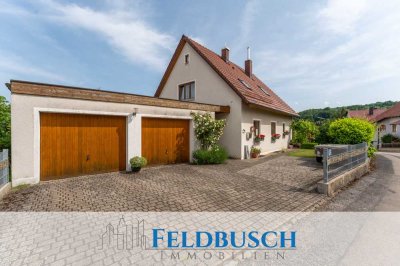 Großes Potenzial in guter Lage - Charmantes Einfamilienhaus mit großem Garten in Berching