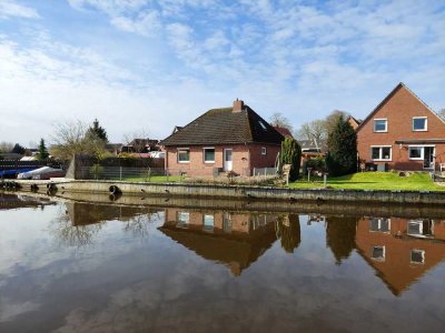 Ruhig und direkt am Wasser: renovierter 4-Zimmer-Bungalow in Loppersum, Hinte.