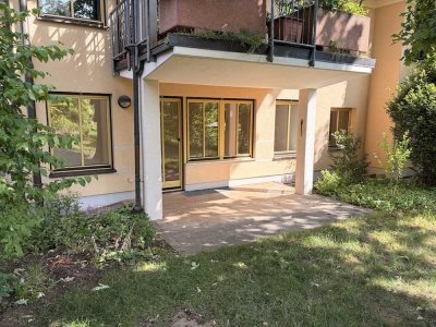 Helle 2,5 Zimmer Wohnung, EG mit Terrasse in Sieglitzhof (Nähe Schwabachgrund)