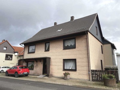 Wohnhaus mit 8 Zi. + 270 m² Wohnfläche