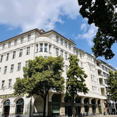 Großzügige Altbau Wohnung am Preußenpark mit Stuck, Parkett, Aufzug, Bezugsfrei