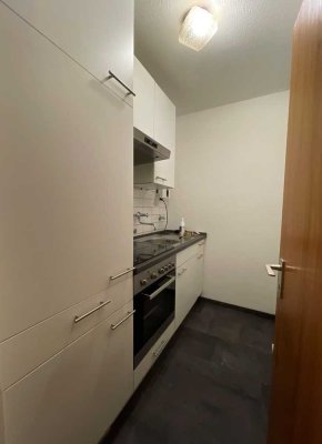 2-Zimmer-Wohnung mit Einbauküche und Aufzug in Oberhausen-Zentrumzug