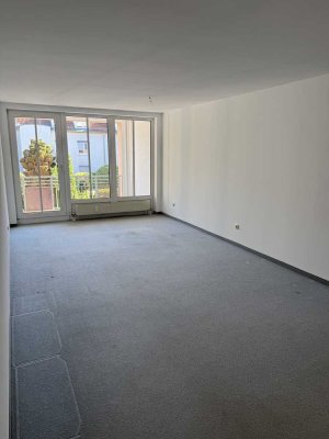 TOP LAGE!!! Charmante 2-Zimmer-Wohnung mit wunderschöner Loggia zu verkaufen