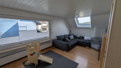 3-Zimmer Wohnung mit Balkon in Bergisch Gladbach-Lückerath