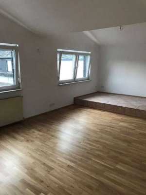 *Moderne 3-Zimmer-Wohnung mit großzügigem Balkon und offenem Wohnkonzept*
