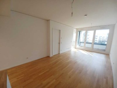 Schöne 2-Zimmer-Wohnung, leerstehend/ Makleranfragen werden nicht beantwortet