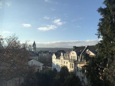 Attraktive 2,5-Zimmer Dachgeschosswohnung in der Bonner Südstadt
