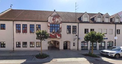 Großes Pfarrzentrum zu verkaufen in Rain am Lech