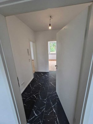 Freundliche und renovierte 4-Zimmer-Erdgeschosswohnung mit gehobener Innenausstattung in Bünde