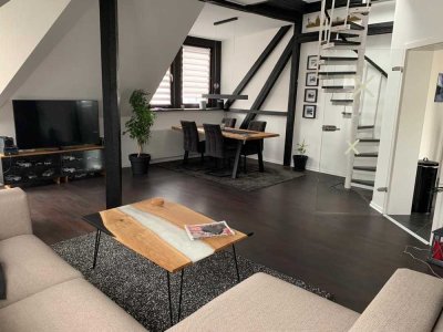 Provisionsfrei!!! Helle 3,5-Zimmer Wohnung in Düsseldorf-Benrath / Rathausviertel