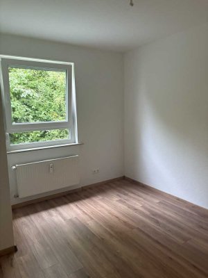 Freundliche und sanierte 3-Zimmer-Wohnung mit Balkon in Simmern