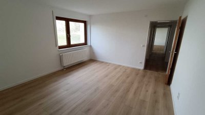 Ruhige & Grüne 2-Zimmer Wohnung mit Terrasse und Garten