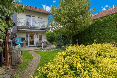 Ruhig wohnen, zentral leben – Reiheneckhaus mit Wohlfühlcharakter