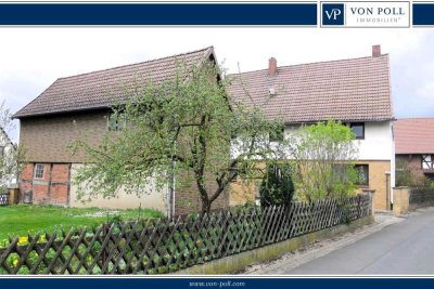 Geräumiges Einfamilienhaus mit Stallgebäude – Viel Platz mit Charme