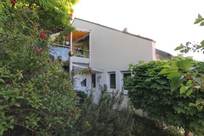 Haus im Haus: Aussichtslage Rotenberg: Maisonette mit Topausstattung, Luxusküche, Dampfbad, Klima