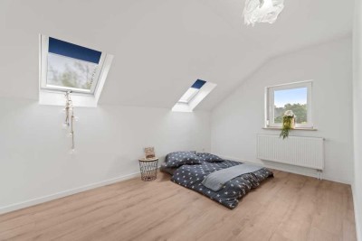 Erstbezug nach Sanierung: Reihenendhaus mit 4 Zimmern in zentraler Lage von Dülken