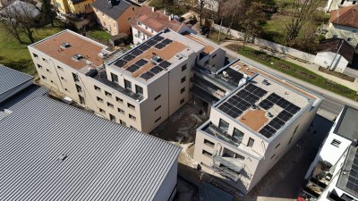 Große Wohnung mit Balkon und Tiefgaragenplatz direkt im Zentrum - Neuhofen/Kremsplatz