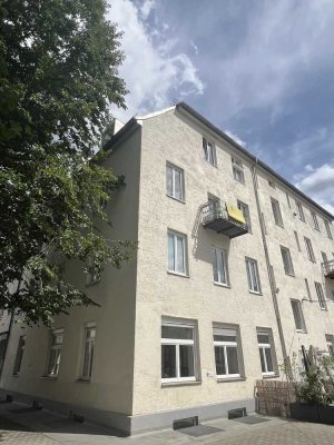 Frisch sanierte 3-Zi.-Whg. im schönen Altbau Schwanthalerhöhe