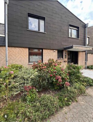 Lichtdurchflutete 70 m² große Wohnung mit 60 m² Dachterrasse.