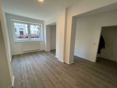 3 Zimmer in einer 7er-WG zu vermieten! Gemeinschaftsräume möbliert - Zimmer frei gestaltbar!