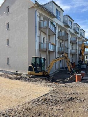 Hochwertige 2 Raumwohnung im Erstbezug mit Parkett, Balkon und Einbauküche
