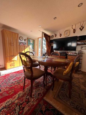 Exklusives und gepflegtes 3-Zimmer-Objekt im Zeltcharakter in Neubulach im schönen Schwarzwald