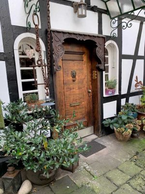 Wohnen mit Altstadtflair
2 Zimmer, Küche, Balkon