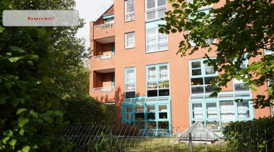 RESERVIERT! Solide vermietete Wohnung in gefragter Lage mit Stellplatz und Aufzug