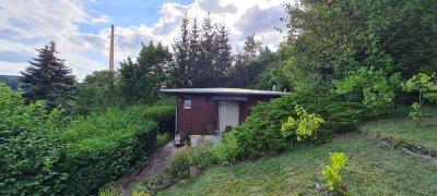 Eigentumsgarten mit Datsche in bester Lage & Traumblick zu verkaufen