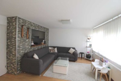 Tolle 3,5-Zimmer-Wohnung in zentraler Lage – frisch renoviert mit Wintergarten & Tiefgaragenstellp