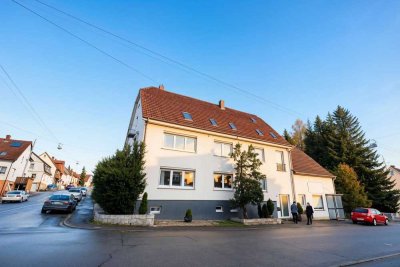 Renditestarkes 3-Familienhaus mit Gewerbeanbau
