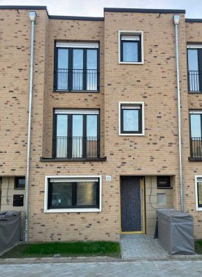 Reihenhaus mit 5 Zimmern im Landwehrviertel - mit Garten und Dachterrasse