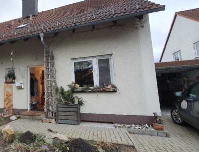 Provisionsfrei: Charmante Doppelhaushälfte mit Garten, Terrasse und Garage in idyllischer Lage