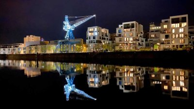 HAFENINSEL, 2 Zi., Designer EBK, Skylineblick, Wasserlage, ab 01.11.25, k. Makler!