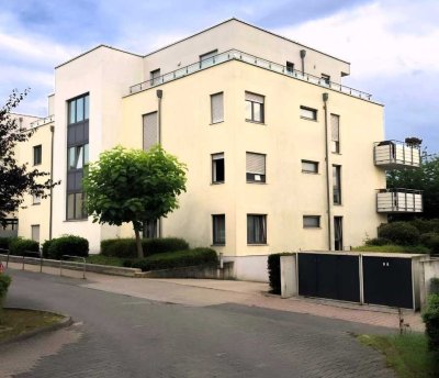 Provisionsfrei: Helle 3-Zimmer Terrassenwohnung in FFM/Sachsenhausen-Süd