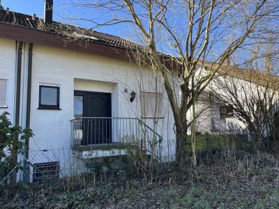 Sifi-Hinterweil: Solide Doppelhaushälfte in ruhiger, sonniger Lage