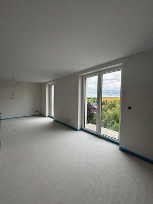 Erstbezug nach Sanierung: exklusive 3-Zimmer-Wohnung mit EBK und Balkon in Ittlingen