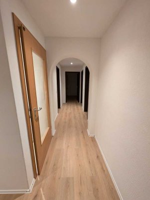 Helle 4-Zimmer-DG-Wohnung in Bretten Neibsheim