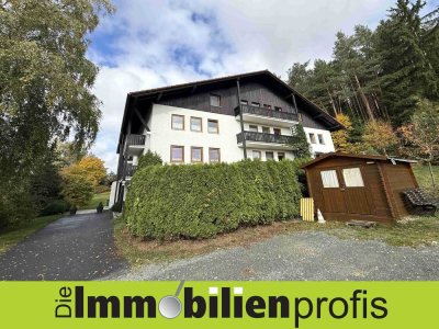 2141 - Nähe Bad Weißenstadt: 3-Zi.-Eigentumswohnung im Grünen