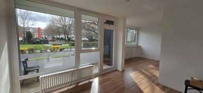 Attraktive großzügige 1-Zimmer-Wohnung mit Balkon in Hannover-Anderten!