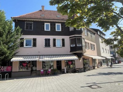 Wohn- und Geschäftshaus im Zentrum von Weilimdorf