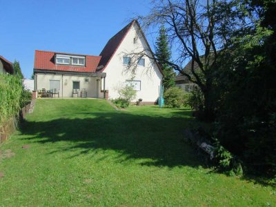 EFH mit großem Garten und guter Anbindung in Moorenbrunn / Haus kaufen