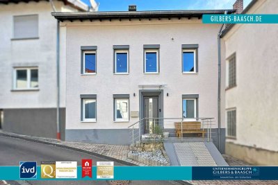 Wincheringen: Saniertes Reihenmittelhaus mit Terrasse und Scheunengebäude zur Nutzung als Garage