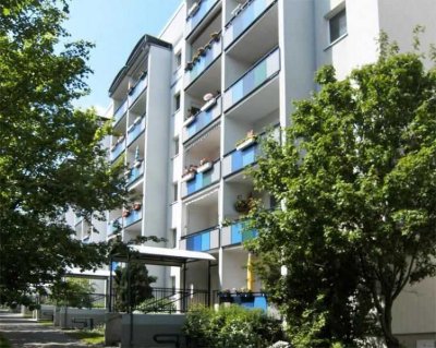 +++ 3 Raumwohnung mit Balkon am Kulkwitzer See +++
